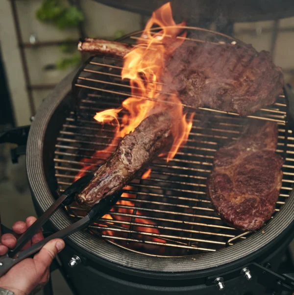 The Bastard Urban Medium Compleet Kamado Barbecue