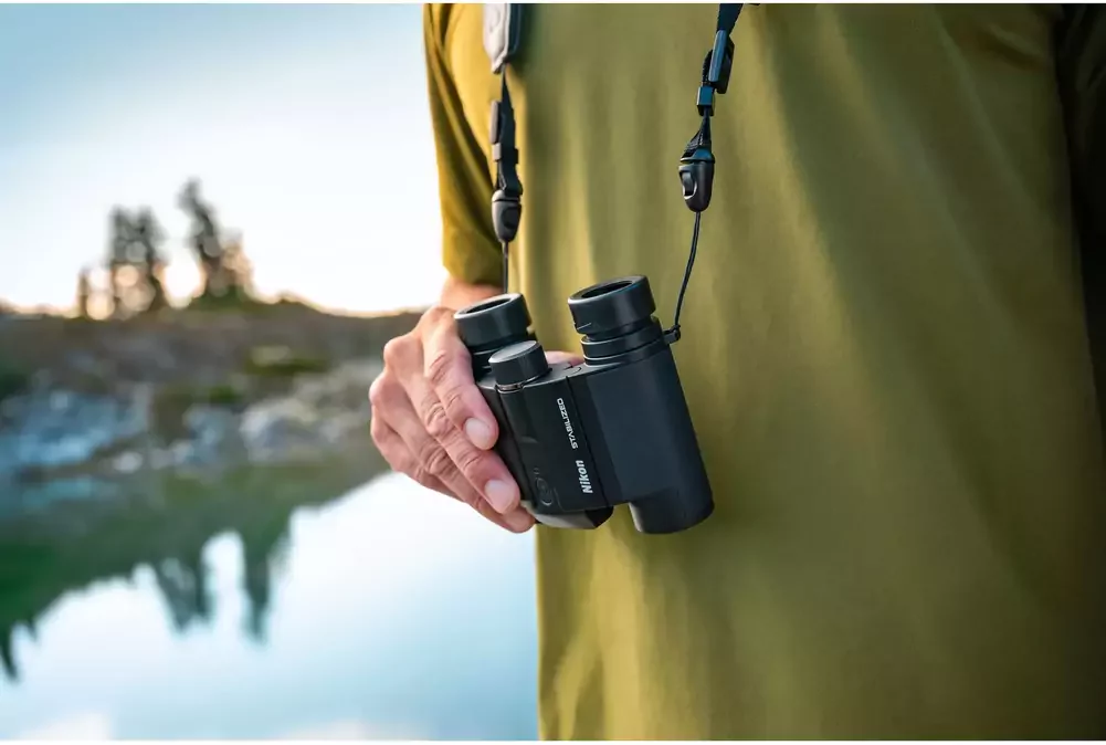 Nikon Stabilized 10x25 S